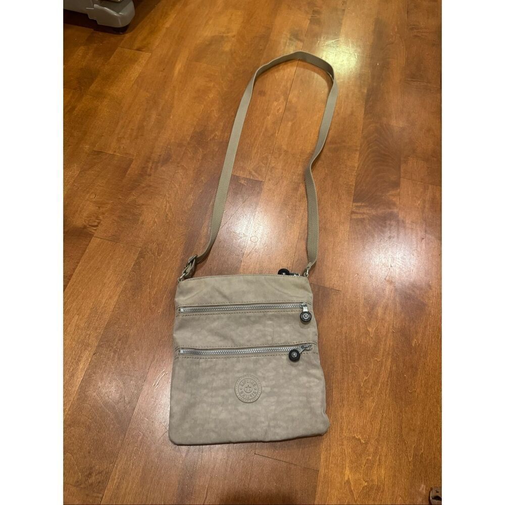 Y2K Kipling Nylon Crossbody Organizer Bag Beige Taupe Multi Zip Travel Purse